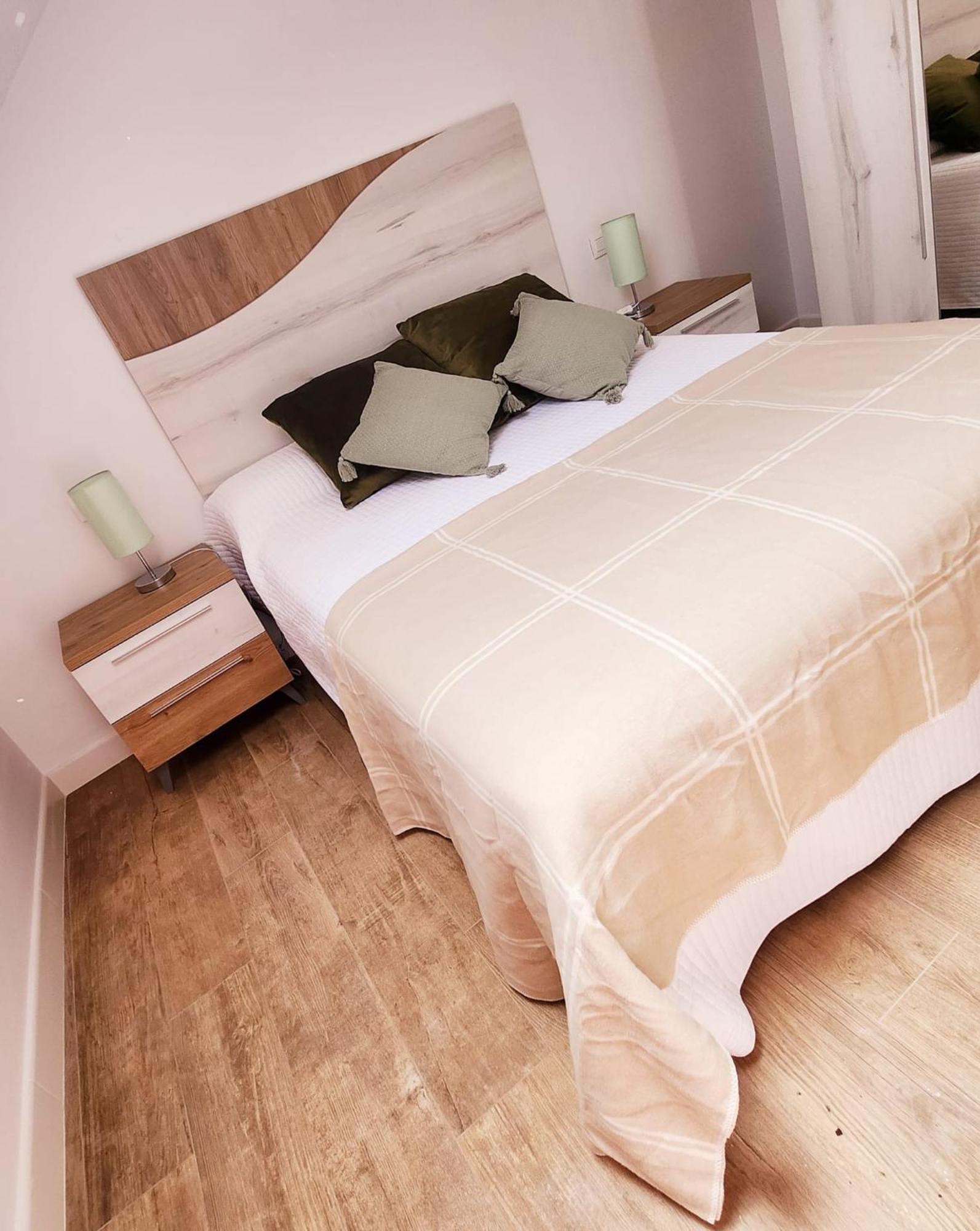 Novamar Apartamentos 푸엔히롤라 외부 사진